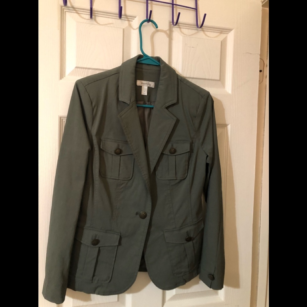 Brand NEW Dress Barn sized Small army military green casual jacket. never worn
